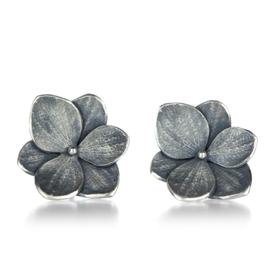 Earrings John Iversen | Oxidized Silver Large Twin Hydrangea Earrings