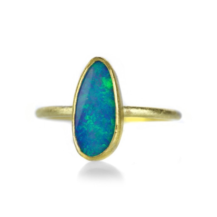 Rings Petra Class | Medium Australian Opal Doublet Ring