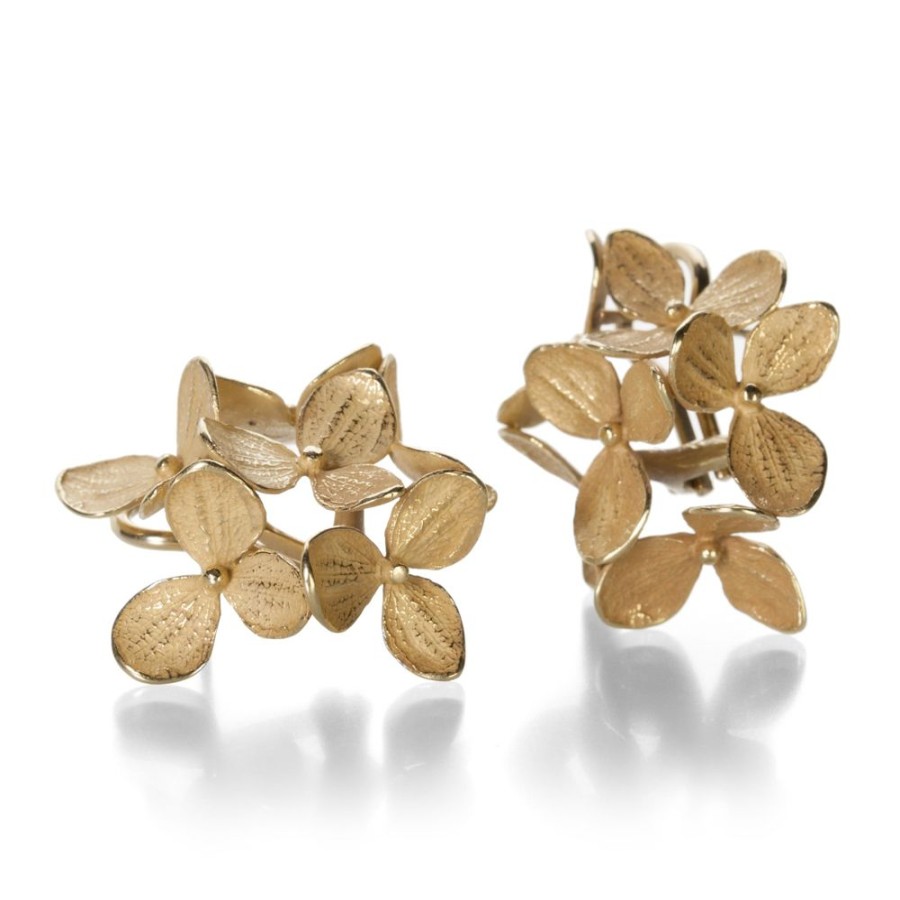 Earrings John Iversen | 18K 6 Part Medium Hydrangea Studs