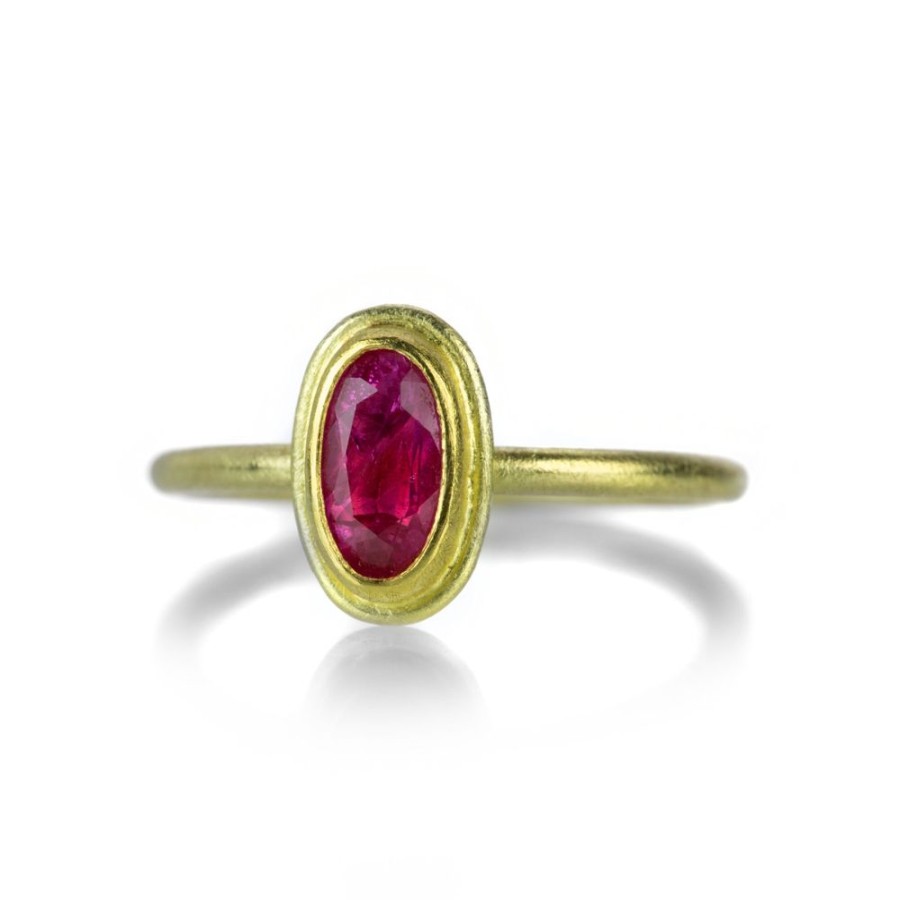 Rings Petra Class | Faceted Oval Ruby Ring