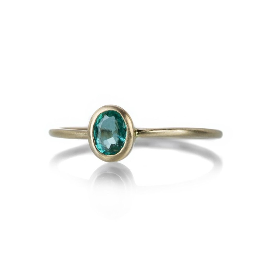 Rings Margaret Solow | Small Oval Emerald Ring