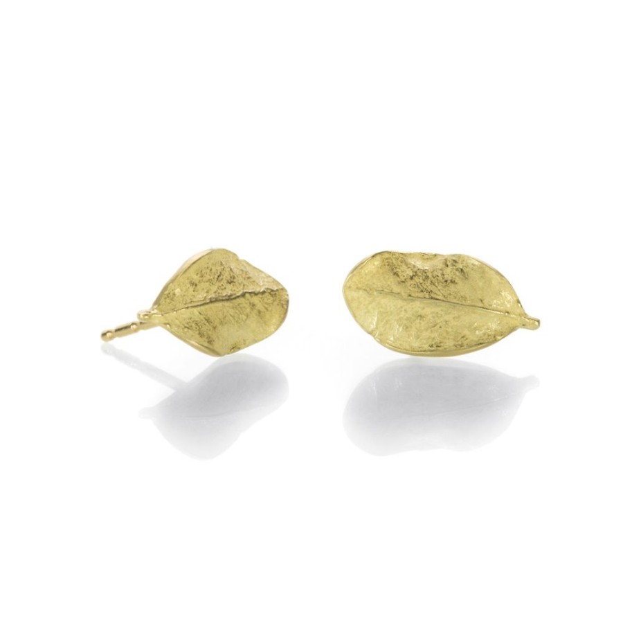 Earrings John Iversen | 18K Tiny Boxwood Leaf Stud Earrings