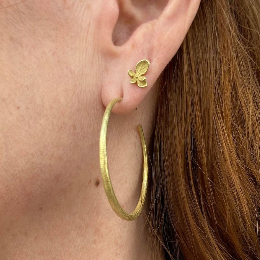 Earrings John Iversen | 18K Yellow Gold Medium Hoop Earrings