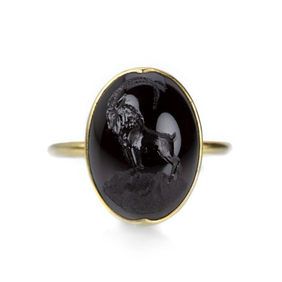 Rings Gabriella Kiss | Garnet Cabochon Ring With Ibex Intaglio