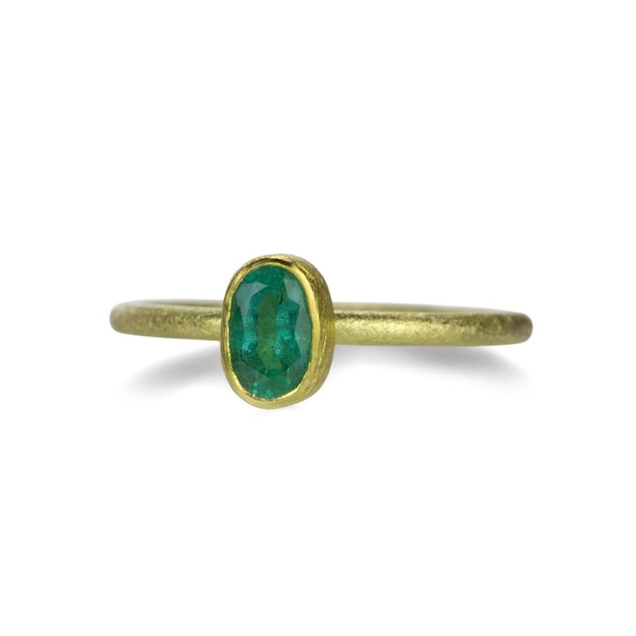 Rings Petra Class | Oval Bezel Set Faceted Emerald Ring