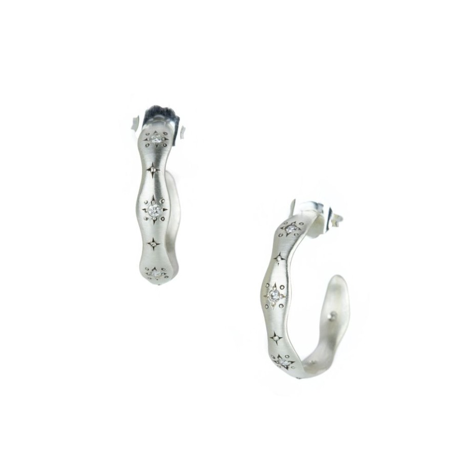 Earrings Adel Chefridi | Wavy Diamond Hoops