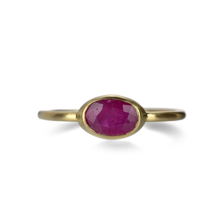 Rings Margaret Solow | 18K Small Oval Ruby Ring