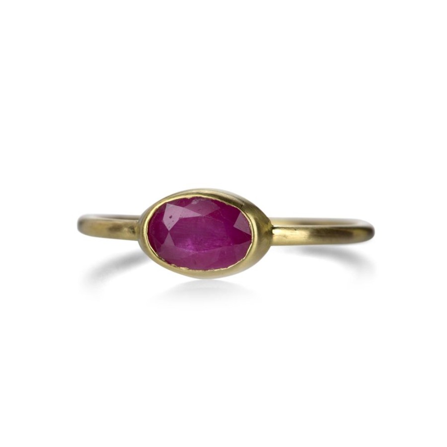 Rings Margaret Solow | 18K Small Oval Ruby Ring