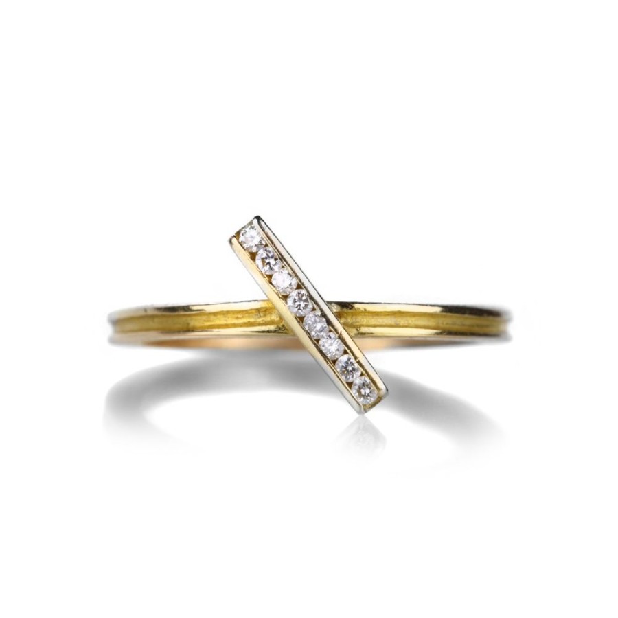 Rings Barbara Heinrich | 18K Diagonal Diamond Bar Ring