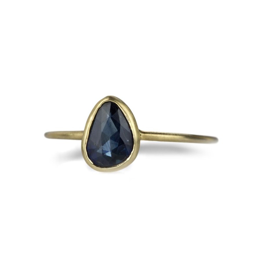 Rings Margaret Solow | Faceted Dark Blue Rose Cut Sapphire Ring