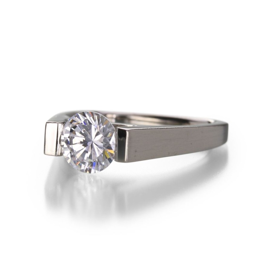 Rings Edward Burrowes | Tapered 18K White Gold Engagement Ring