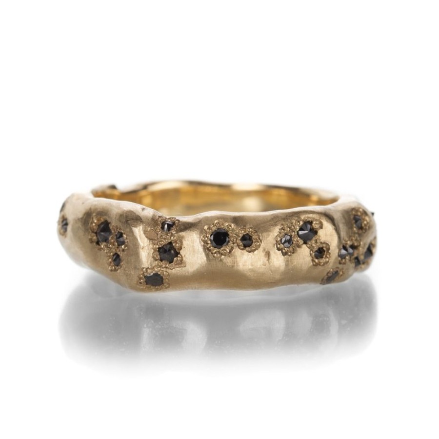 Rings Todd Pownell | 18K Chunky Band With Inverted Diamonds