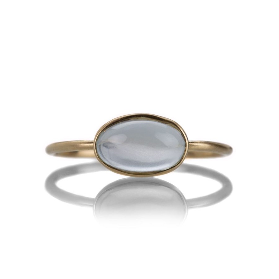 Rings Margaret Solow | Small Oval Aquamarine Cabochon Ring