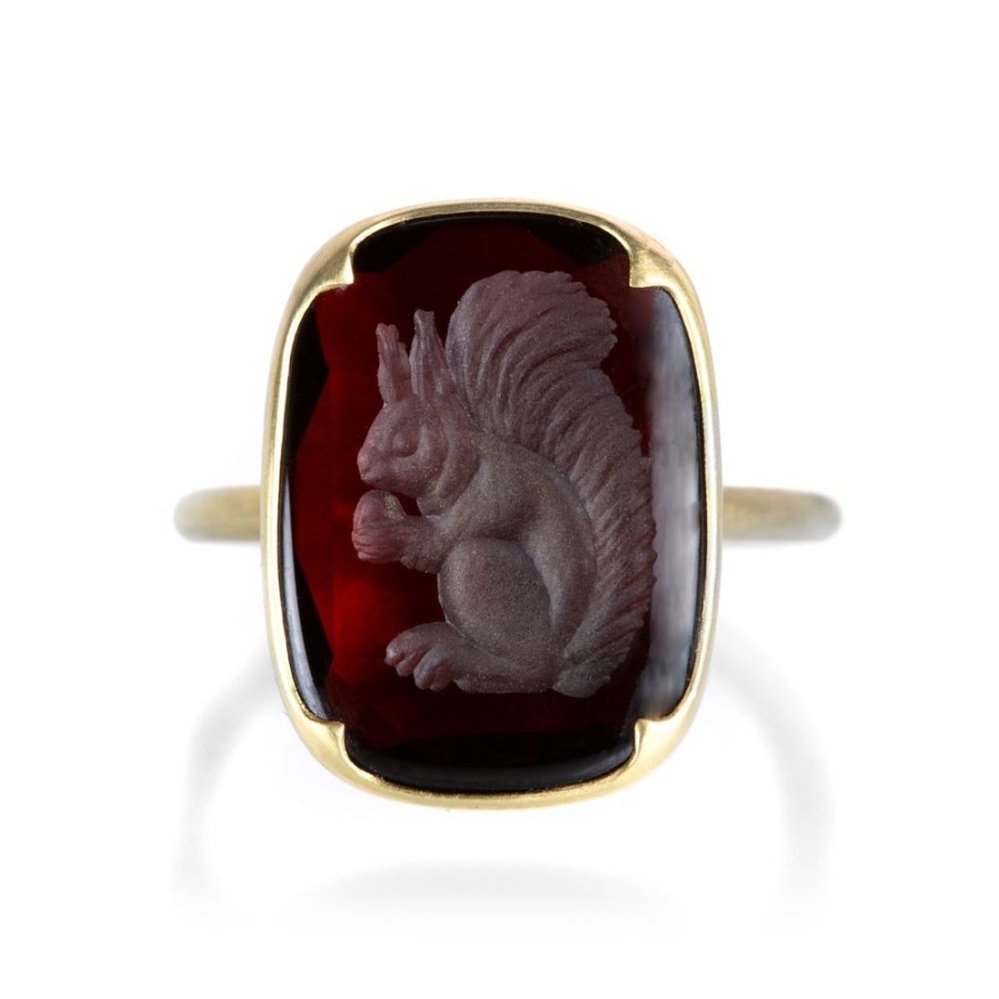 Rings Gabriella Kiss | Almandine Garnet Squirrel Ring