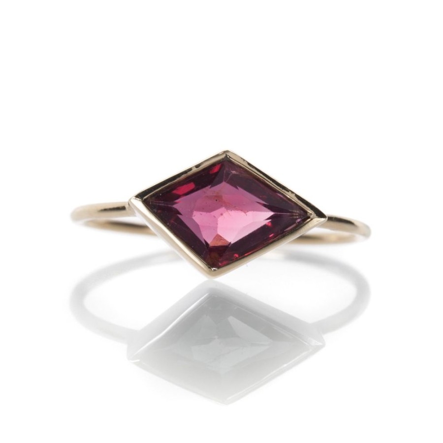 Rings Margaret Solow | Red Spinel Ring