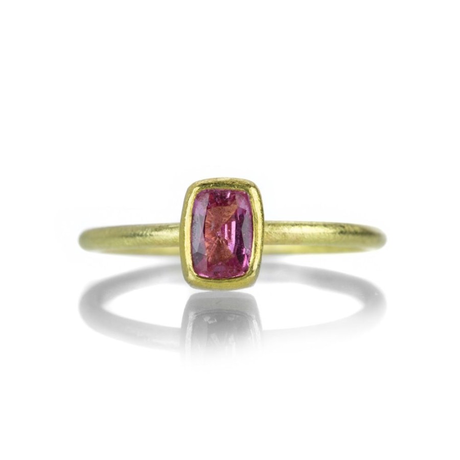 Rings Petra Class | Rectangular Faceted Pink Sapphire Ring